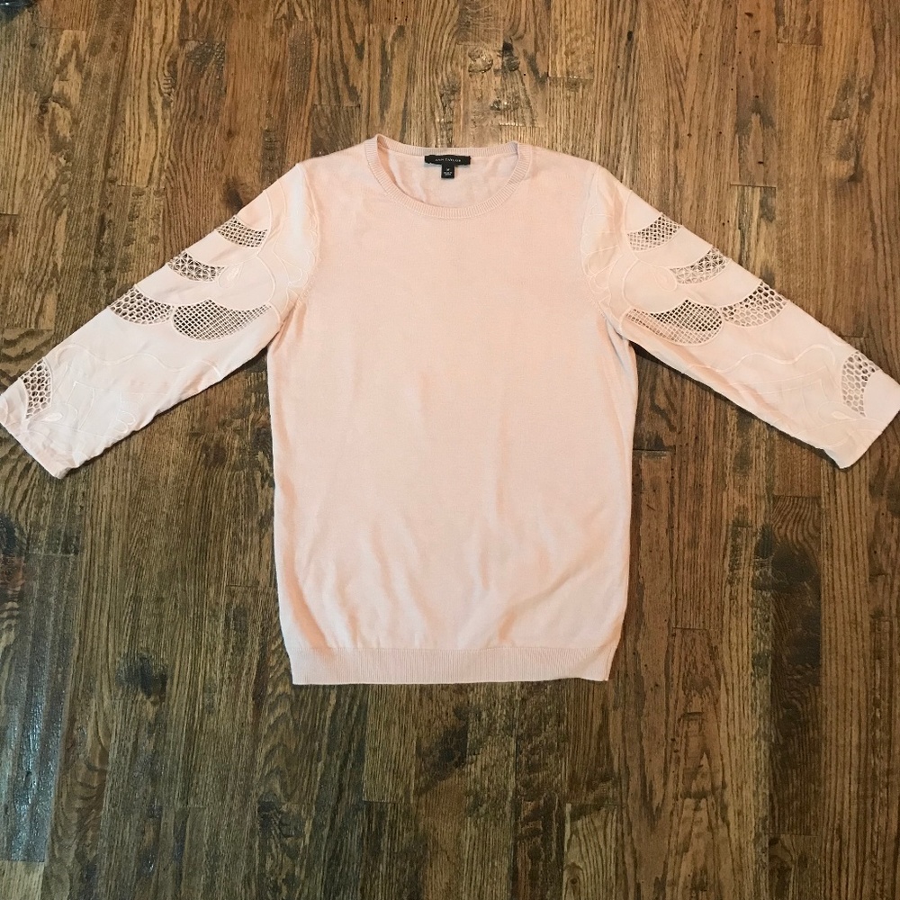 Ann Taylor Sweater Medium